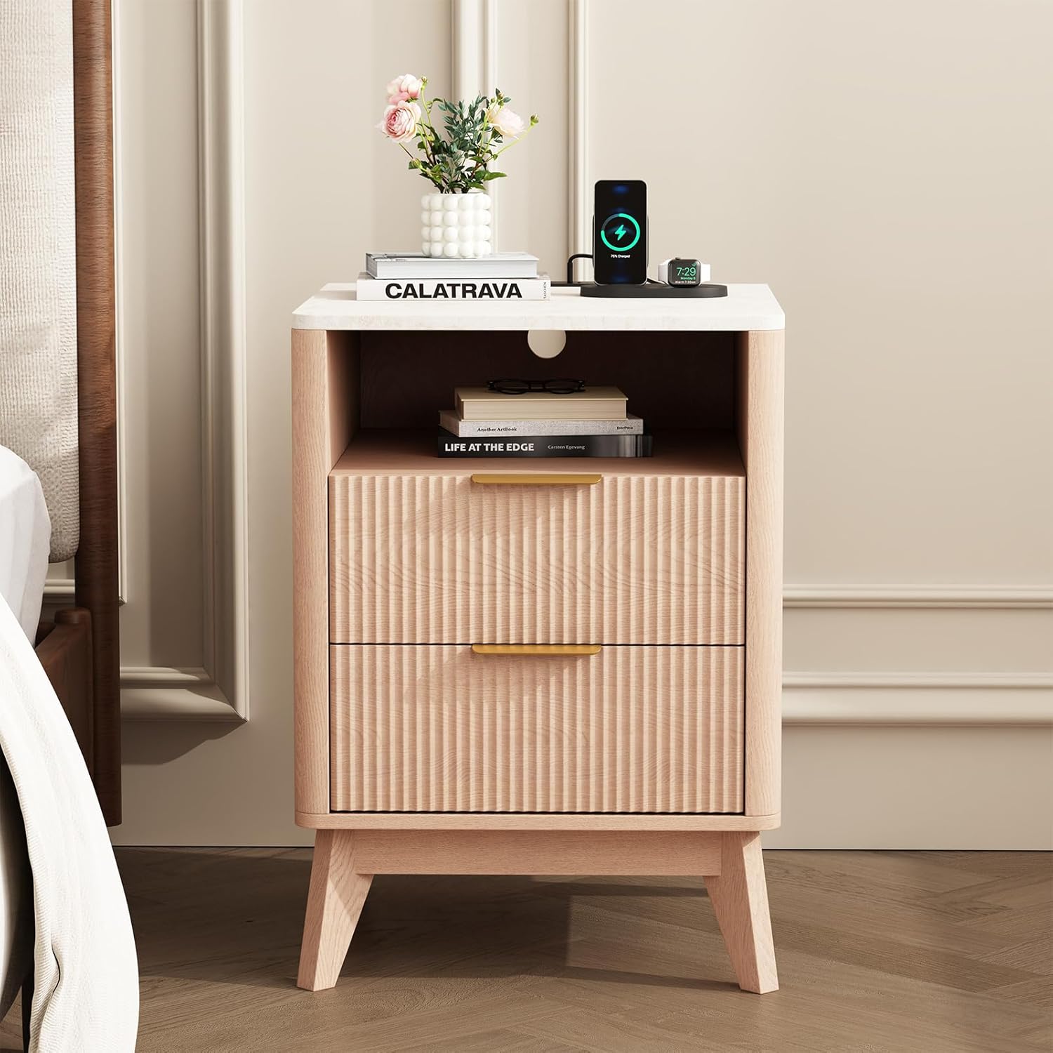 Night Stand Set of 2 with Charging Station, 18 Bedside Table with 2 Drawers, Modern Fluted Wood End Table with 2 AC Outlet 1 USB 1 Type-C, Mid Century Nightstand for Bedroom