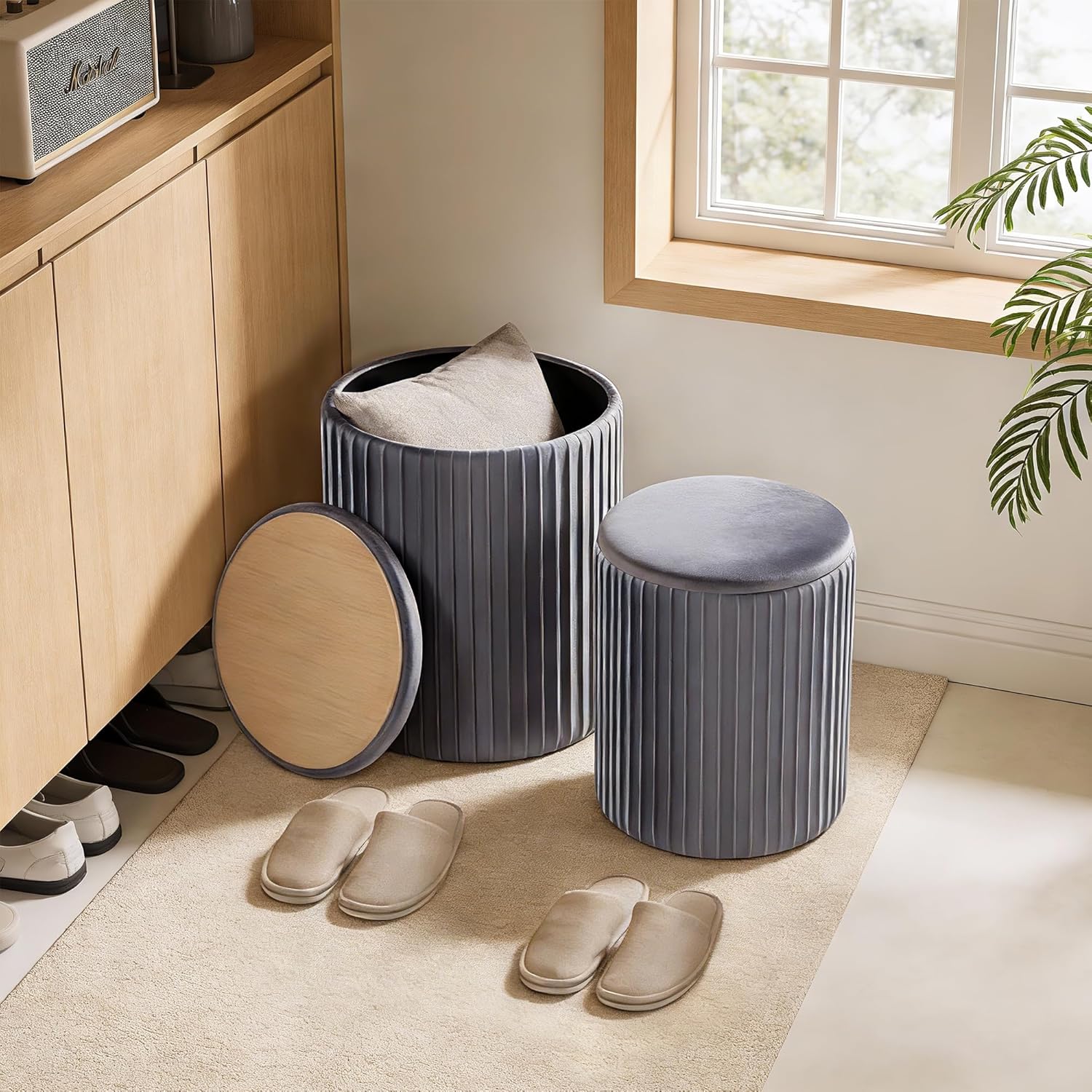 Round Ottoman with Storage Set of 2, Vanity Stool Chair with Storage, Makeup Cute Soft Small Footstool Modern Style Coffee Table, Small Velvet Foot Stool for Living Room Bedroom Dorm, Grey